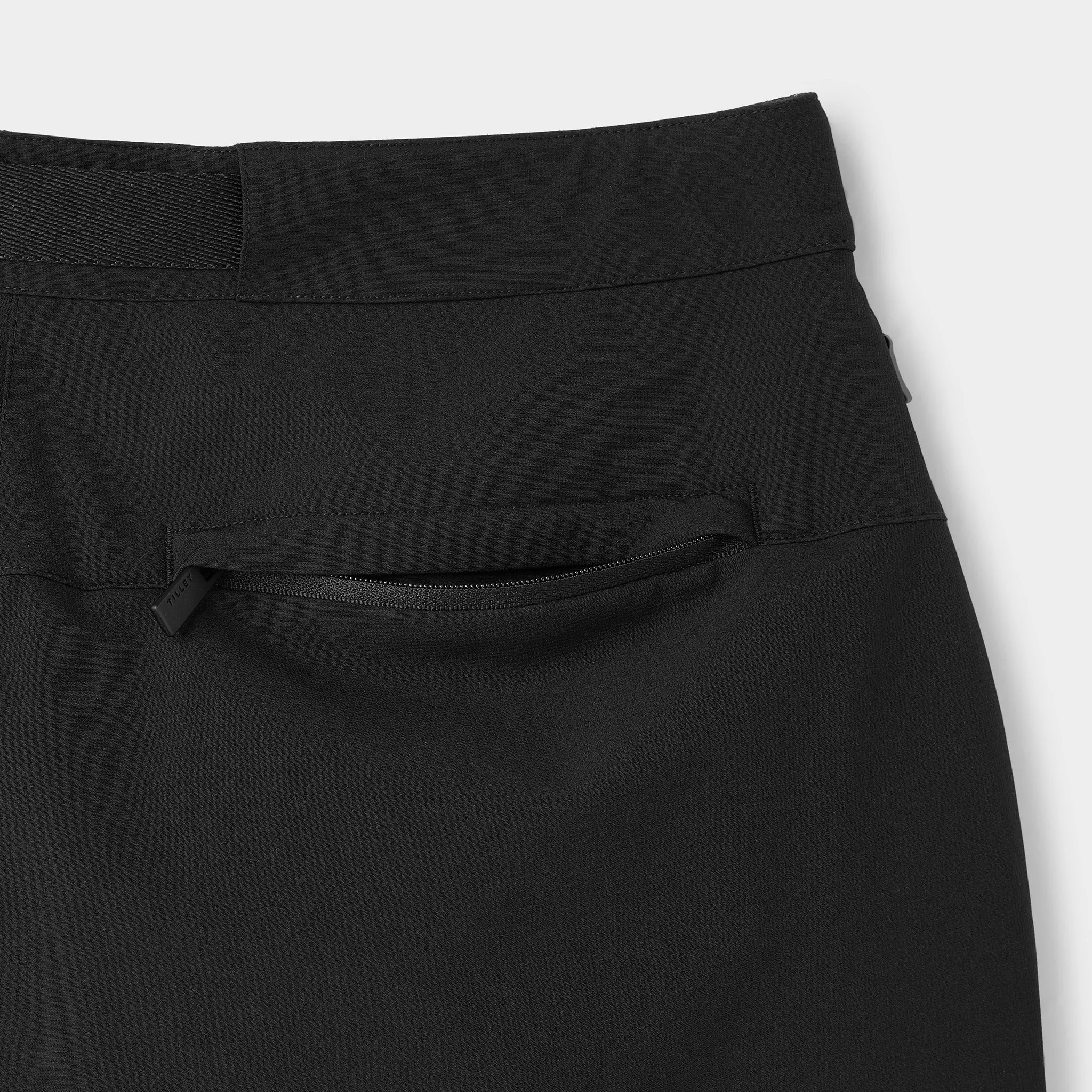 Belted Trail Short