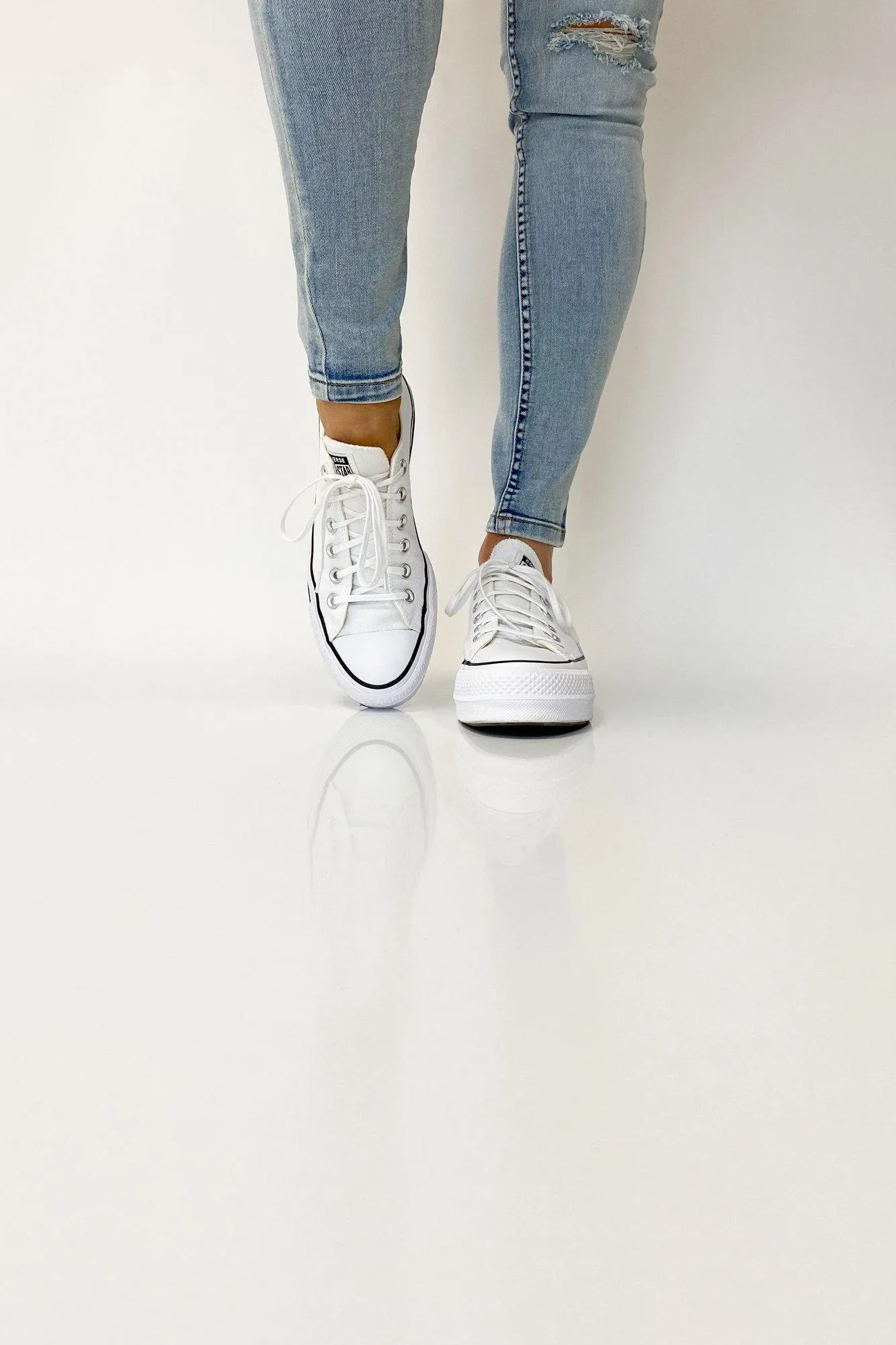 Converse Chuck Taylor All Star Lift Low White