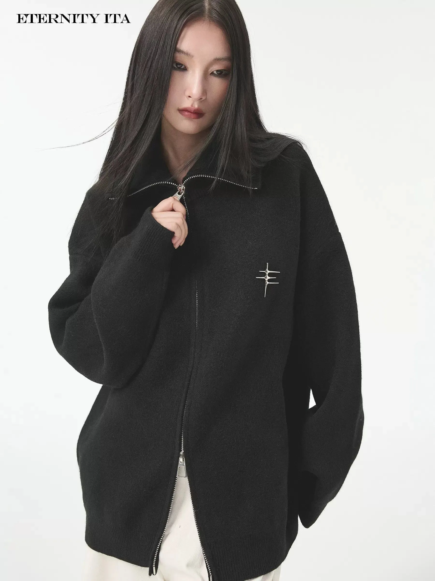 Double-End Zipped Relaxed Sweater