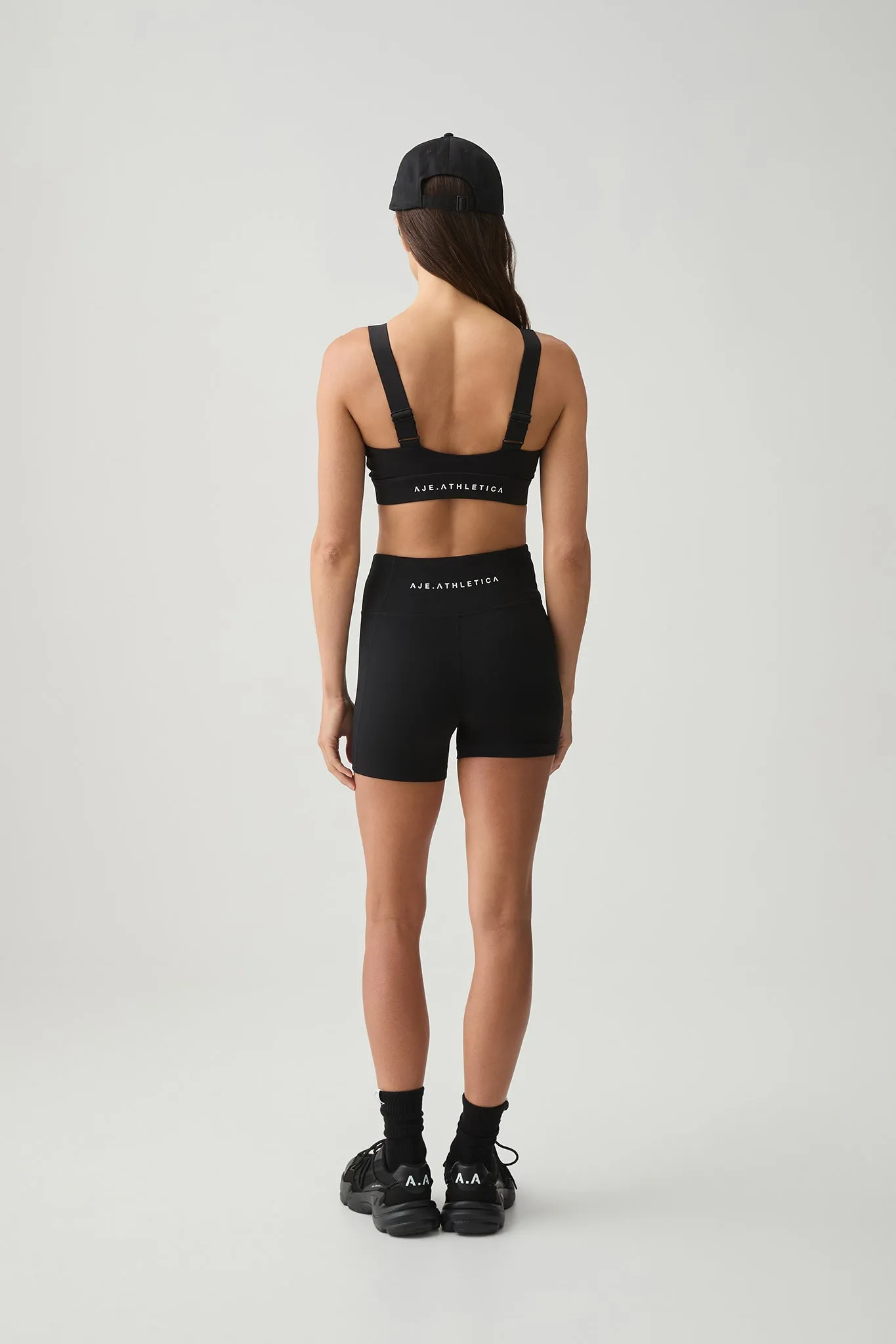 Panelled Studio Sports Bra 321