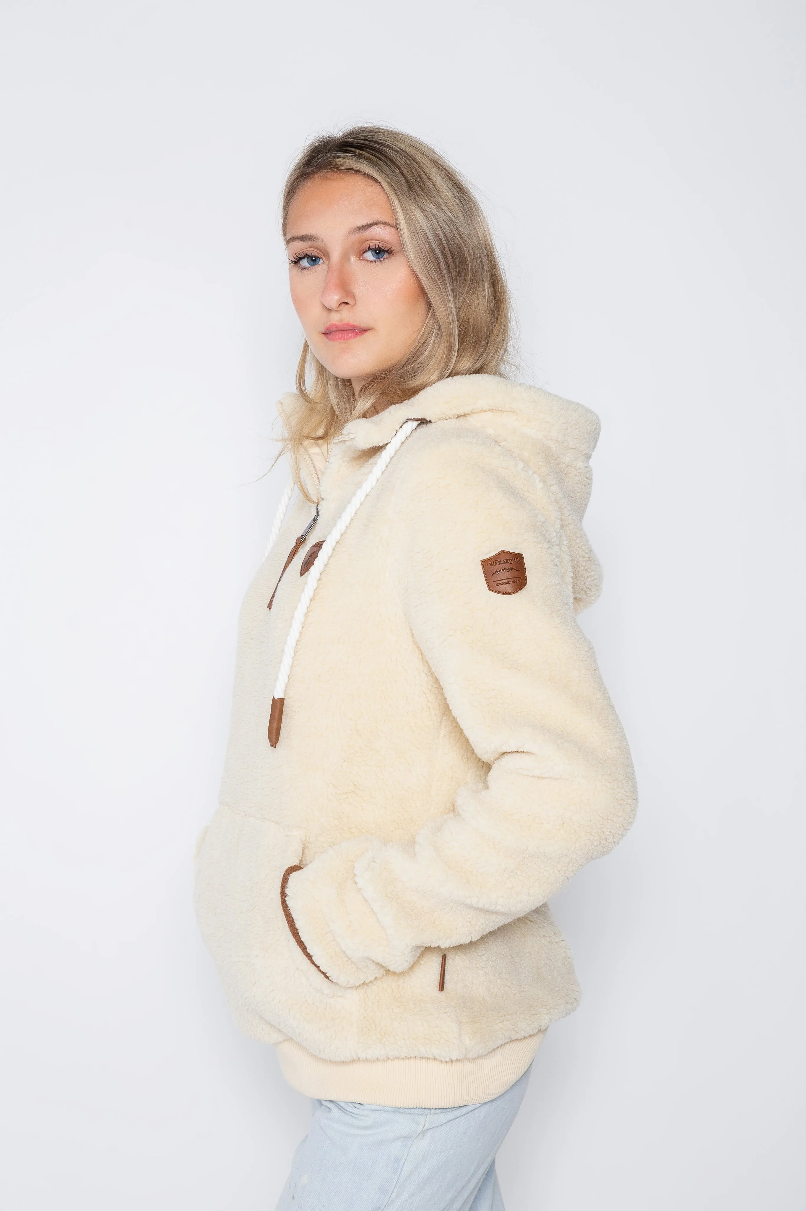 Optimized Title: Cozy Taylor Sherpa Oatmeal Hoodie for Ultimate Comfort and Style